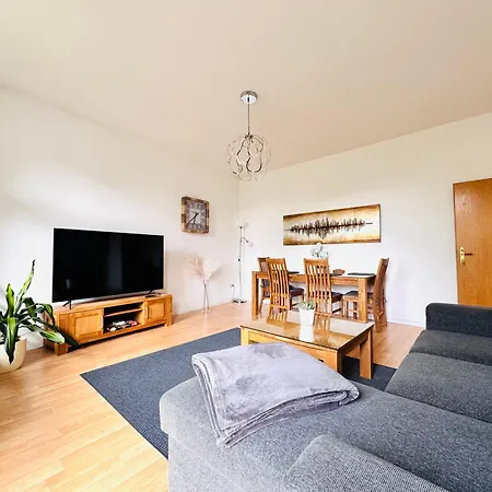Attraktive Wohnung im schönen Hinterhof Schwerin  Exterior foto