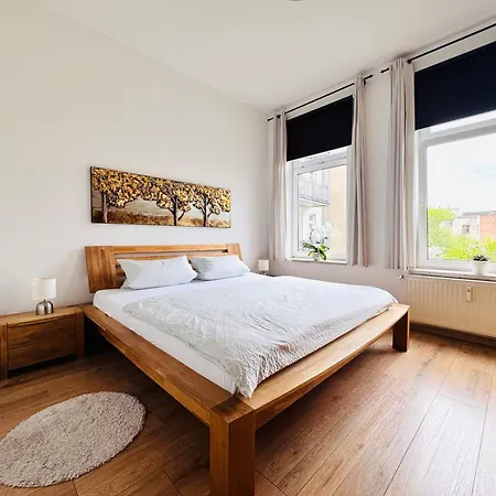 Attraktive Wohnung im schönen Hinterhof Schwerin  Exterior foto
