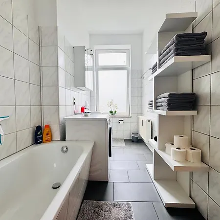 Attraktive Wohnung im schönen Hinterhof Schwerin  Exterior foto